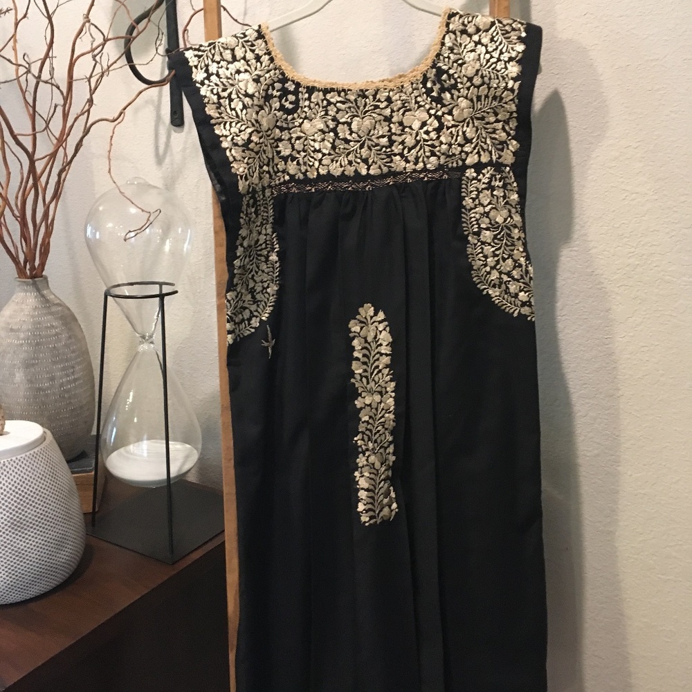 Mi Golondrina Dress